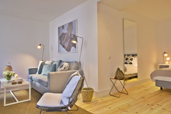 Lisbon Five Stars Apartments Combro 77