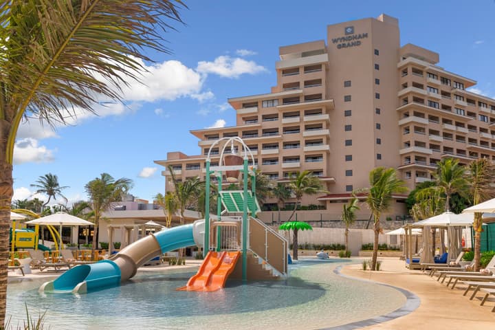 Family Villas By Wyndham Grand Cancún All Inclusive