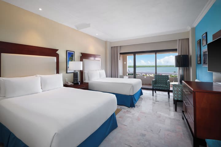 Family Villas By Wyndham Grand Cancún All Inclusive