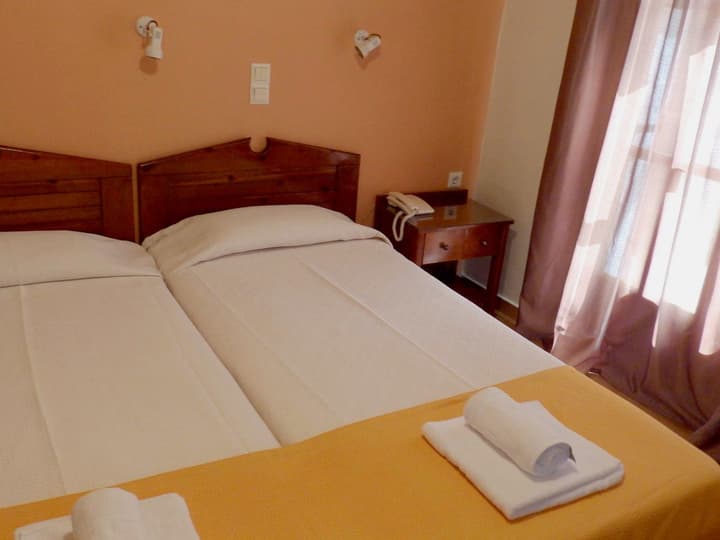 Alexandra Hotel