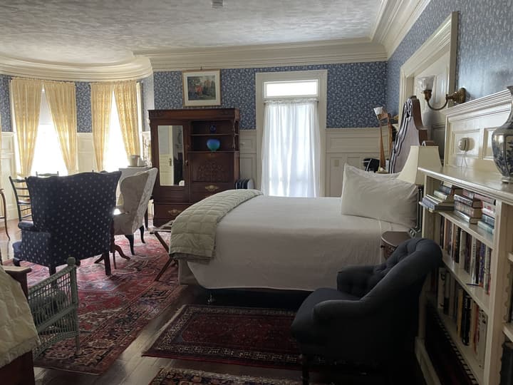Moseley Cottage Inn & Town Motel