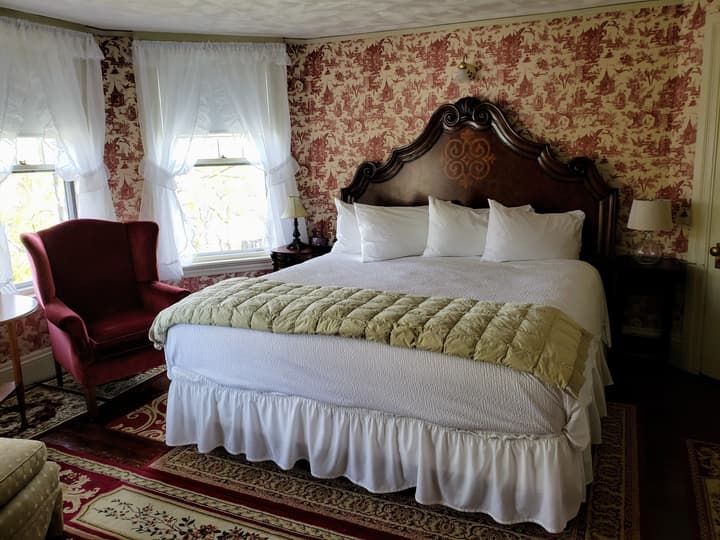 Moseley Cottage Inn & Town Motel