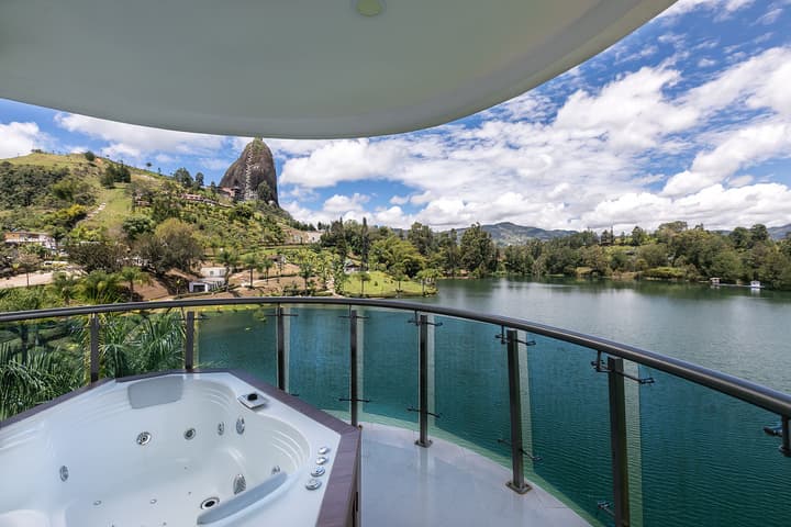 Hotel Los Recuerdos