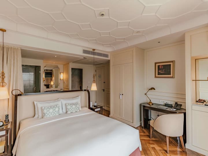 Hôtel des Arts Saigon - MGallery Collection