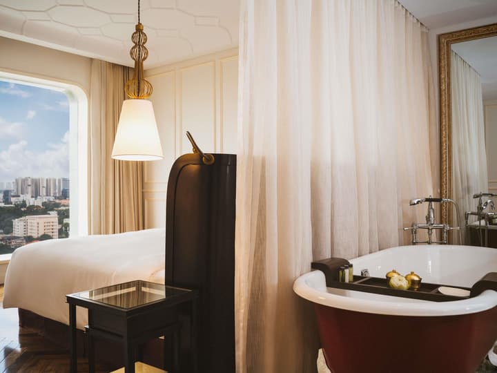 Hôtel des Arts Saigon - MGallery Collection