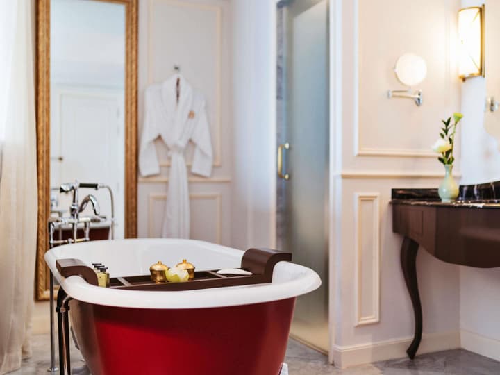 Hôtel des Arts Saigon - MGallery Collection