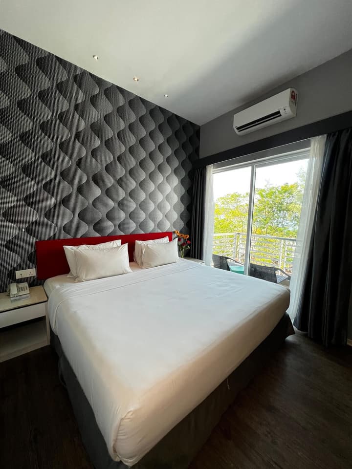 Cenang Plaza Beach Hotel