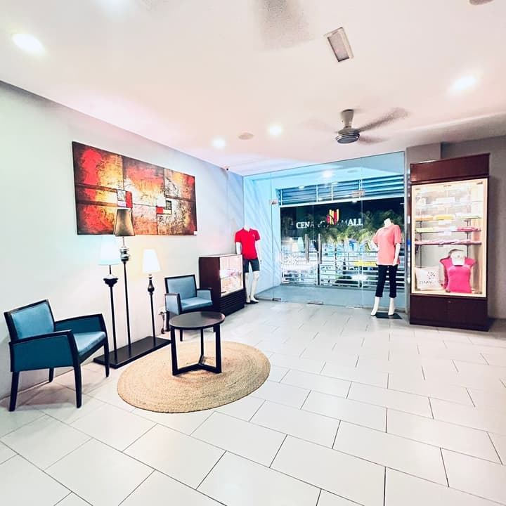 Cenang Plaza Beach Hotel