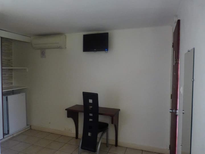 Airport Hotel