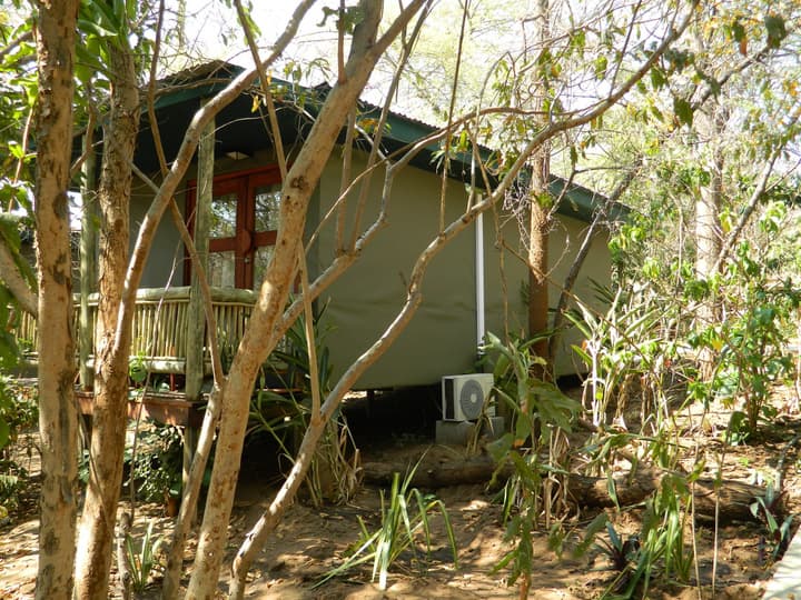 Kwalape Safari Lodge