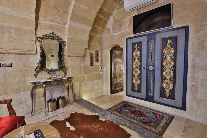 Elika Cave Suites Cappadocia, Curio Collection by Hilton