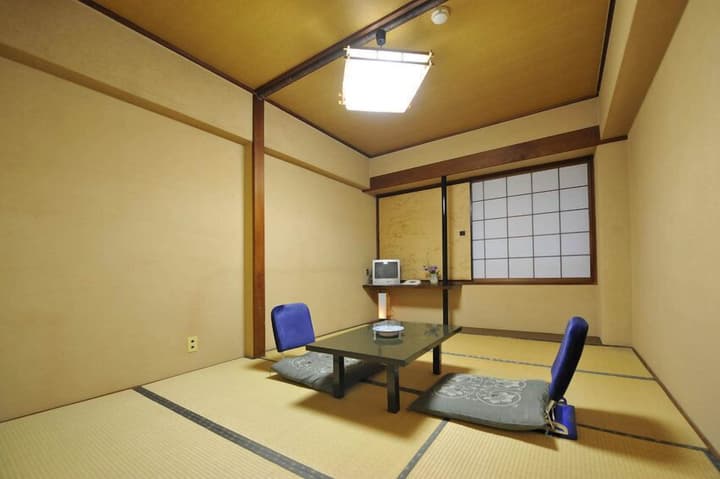 Nakayasu Ryokan