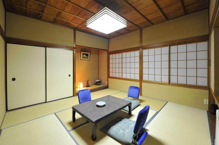 Nakayasu Ryokan