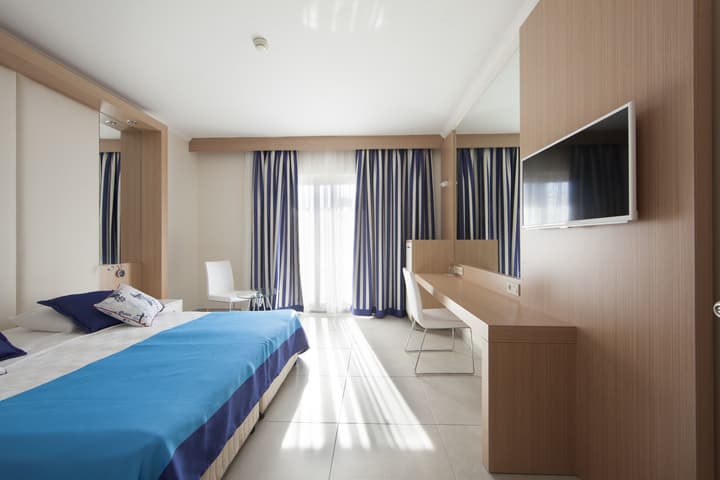 AQI Pegasos World - All inclusive
