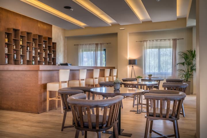 Elegance Luxury Executive Suites - Adults Only