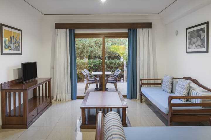 Marylanza Suites & Spa