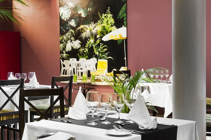Marylanza Suites & Spa