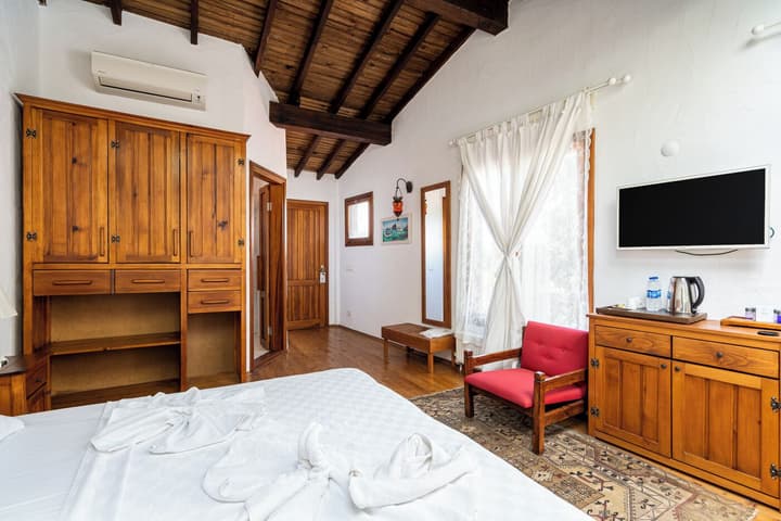 Ephesus Lodge