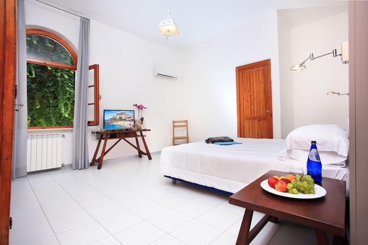 Meli Hotel