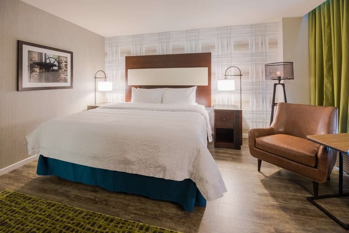 Hampton Inn & Suites Washington DC-Navy Yard