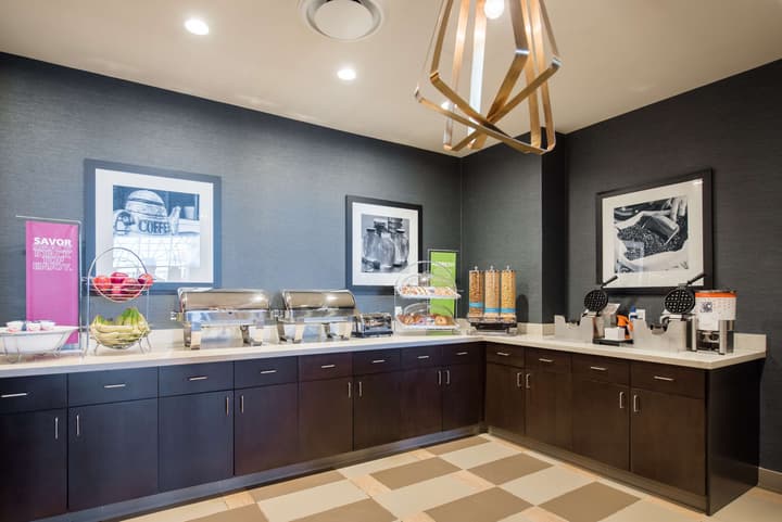 Hampton Inn & Suites Washington DC-Navy Yard