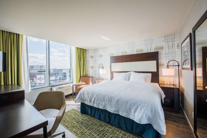Hampton Inn & Suites Washington DC-Navy Yard