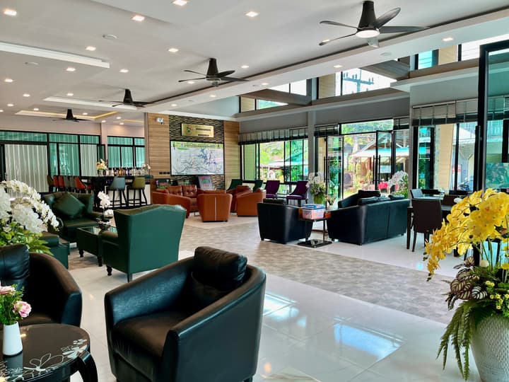 Khao Sok River Lodge Hotel