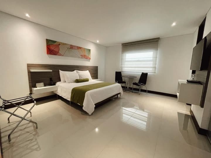 Loyds Hotel