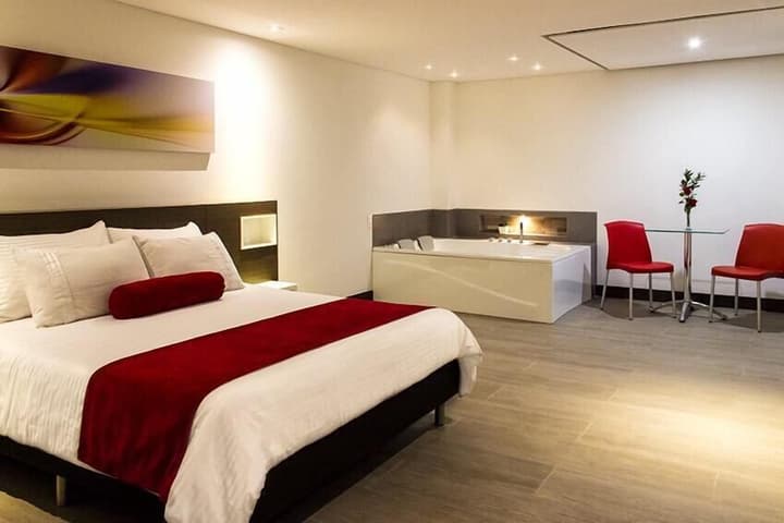 Loyds Hotel
