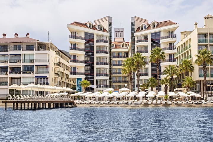 Poseidon Hotel - Adults Only