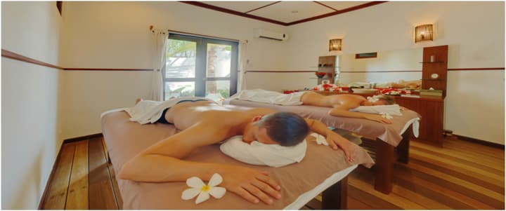 Angaga Island Resort & Spa