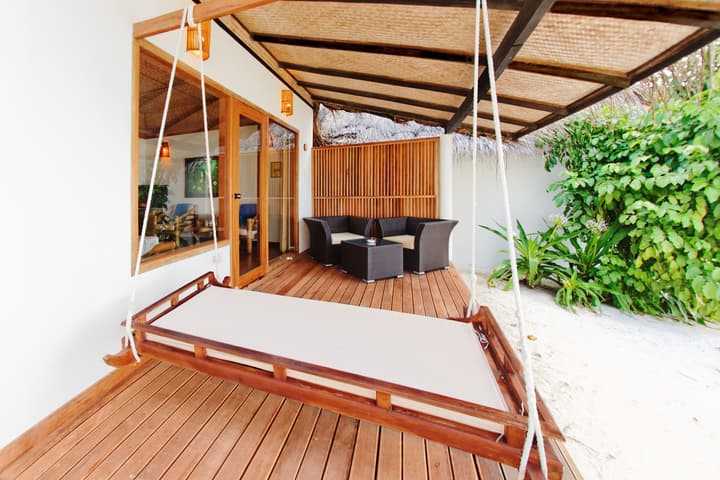 Angaga Island Resort & Spa