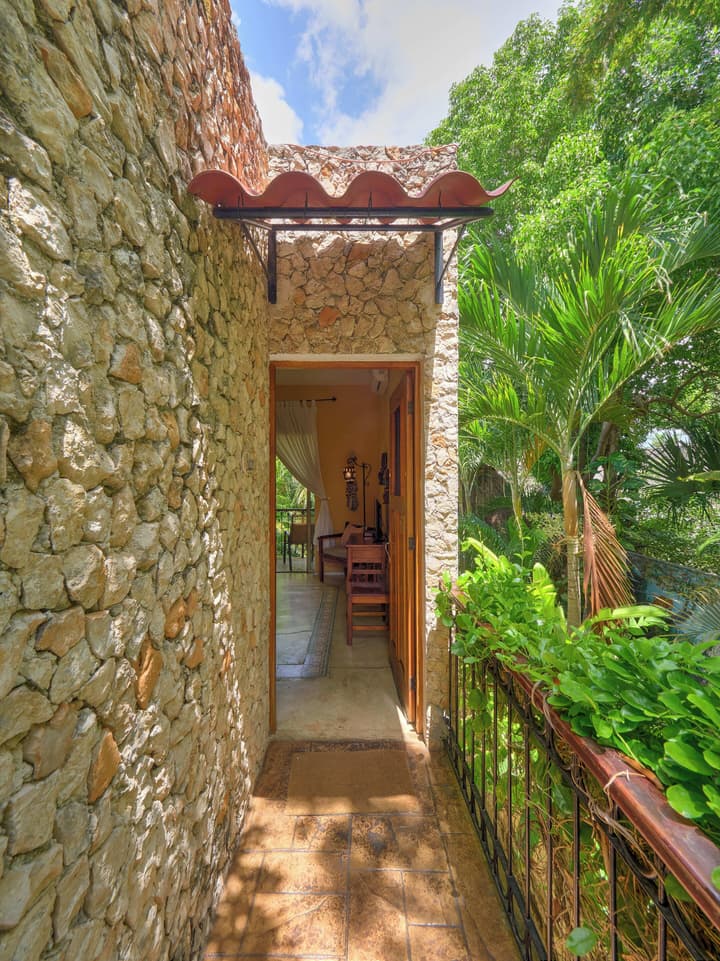 Casa Del Maya Bed & Breakfast