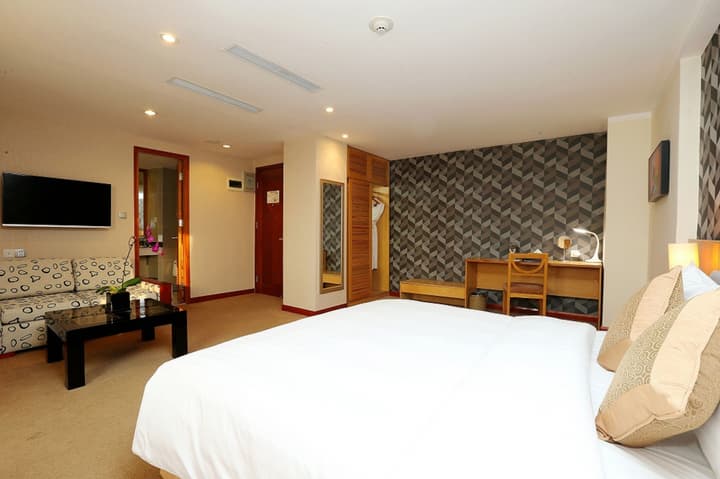La Casa Hanoi Hotel