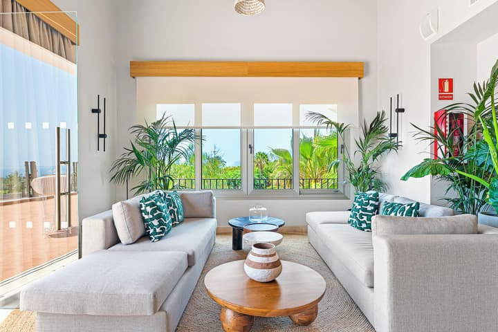 Las Terrazas de Abama Suites