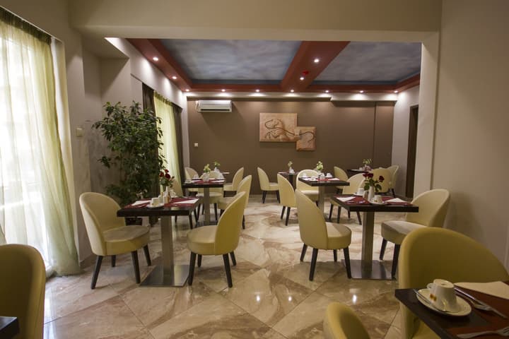 Ambrosia Suites & Aparts