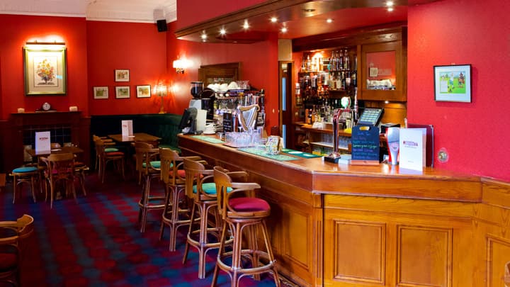 Ramnee Hotel