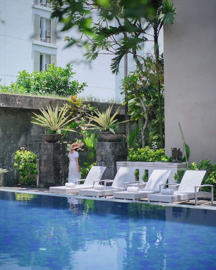 Kamini Legian Hotel