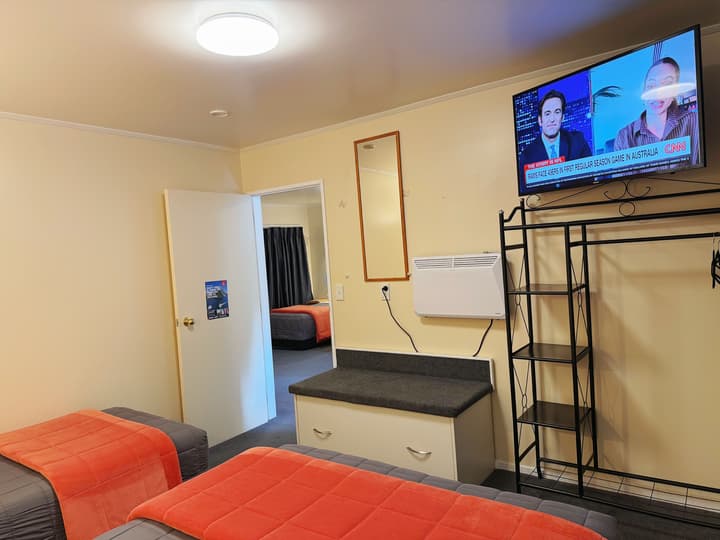 Amber Court Motel
