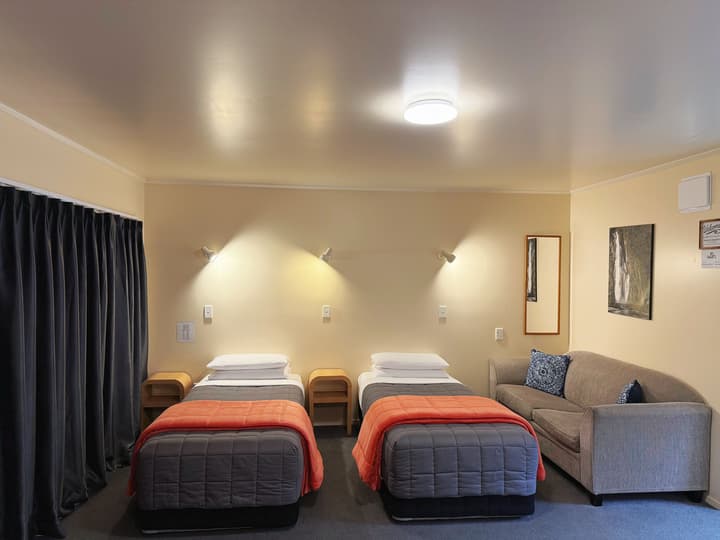 Amber Court Motel