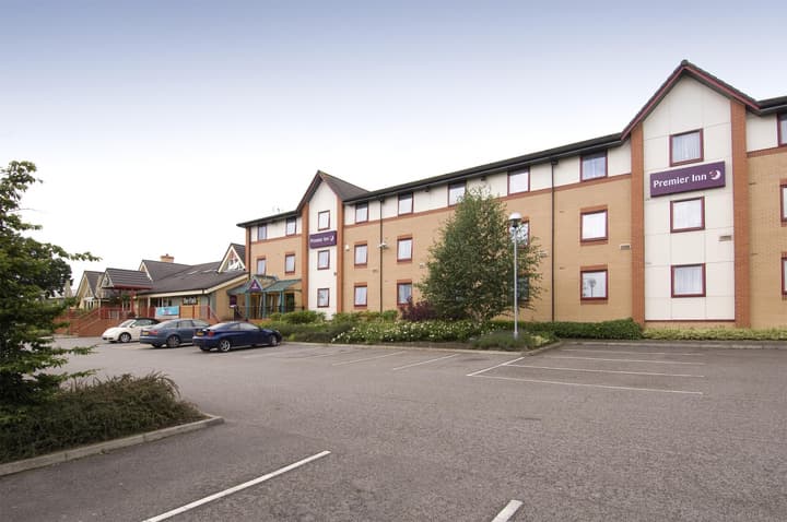 Premier Inn Harrogate South
