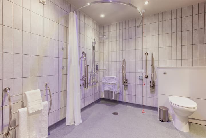 Premier Inn Wirral - Heswall
