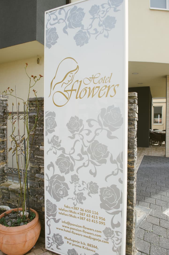 Hotel Flowers