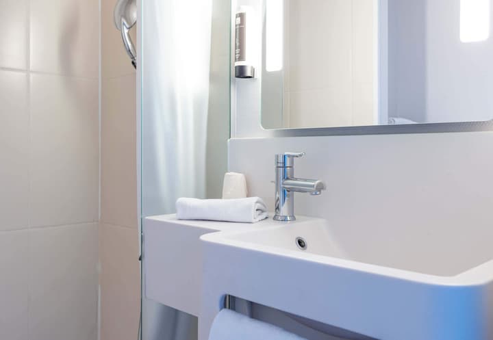 B&B HOTEL Rennes Ouest Villejean