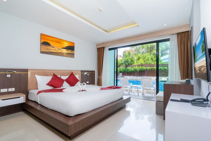 Paripas Patong Resort