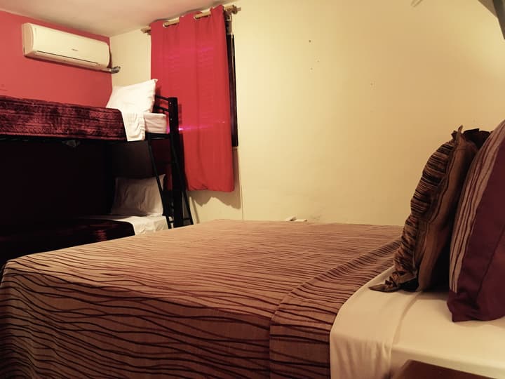 Panama House Bed & Breakfast