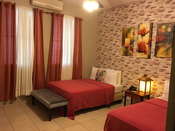 Panama House Bed & Breakfast