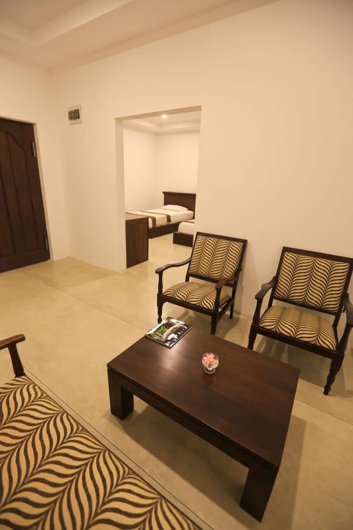 Rajarata Hotel
