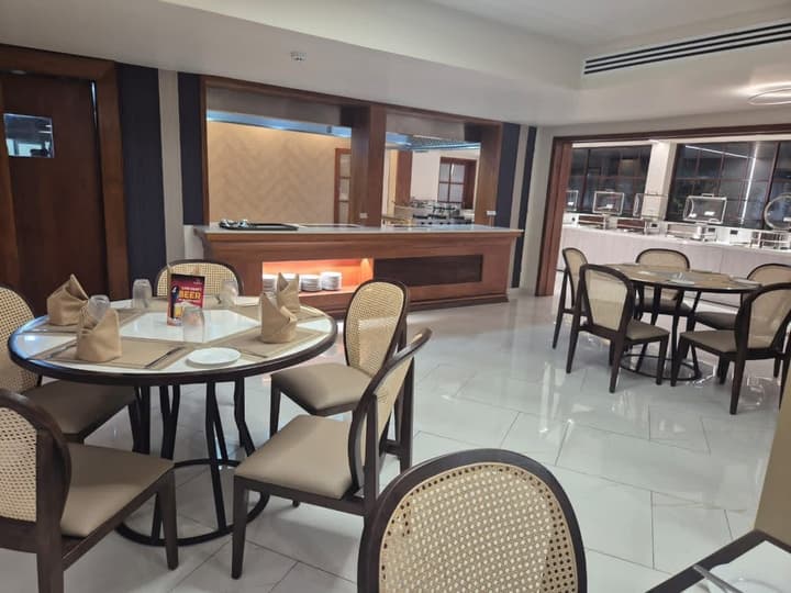 Rajarata Hotel