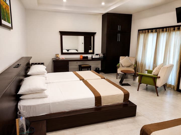 Rajarata Hotel